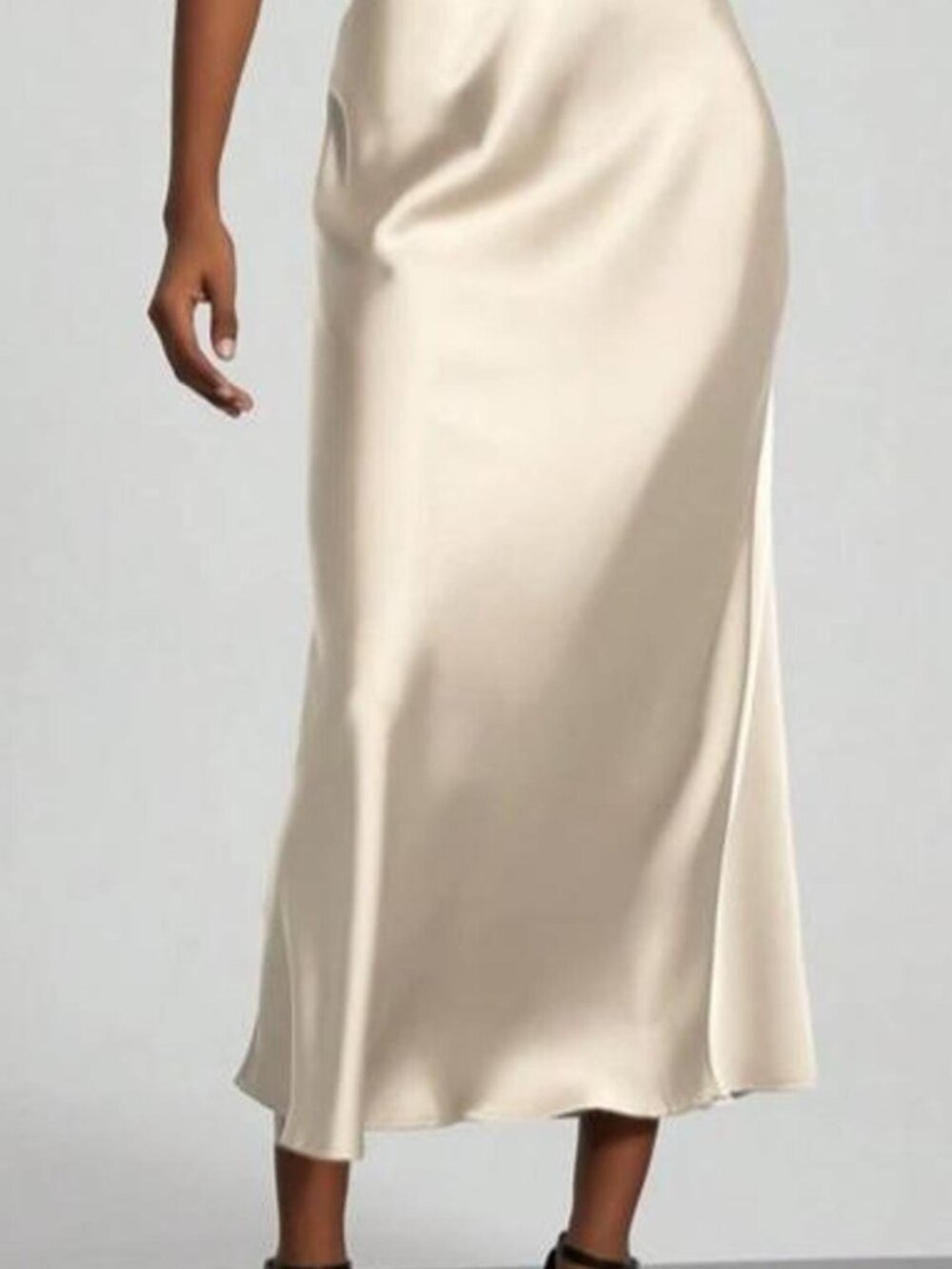 Forever 21 Women's Cream and Tan Skirt